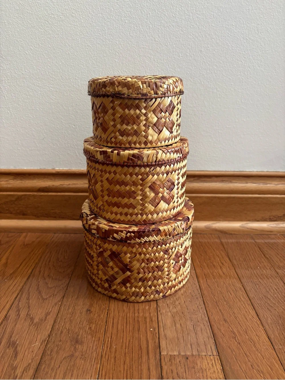 Vintage Set of 3 Woven Nesting Baskets with Geometric Design